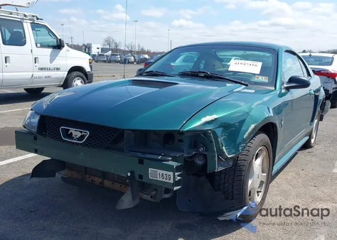 2001 Ford Mustang z USA, uszkodzony, nr VIN 1FAFP40441F214400